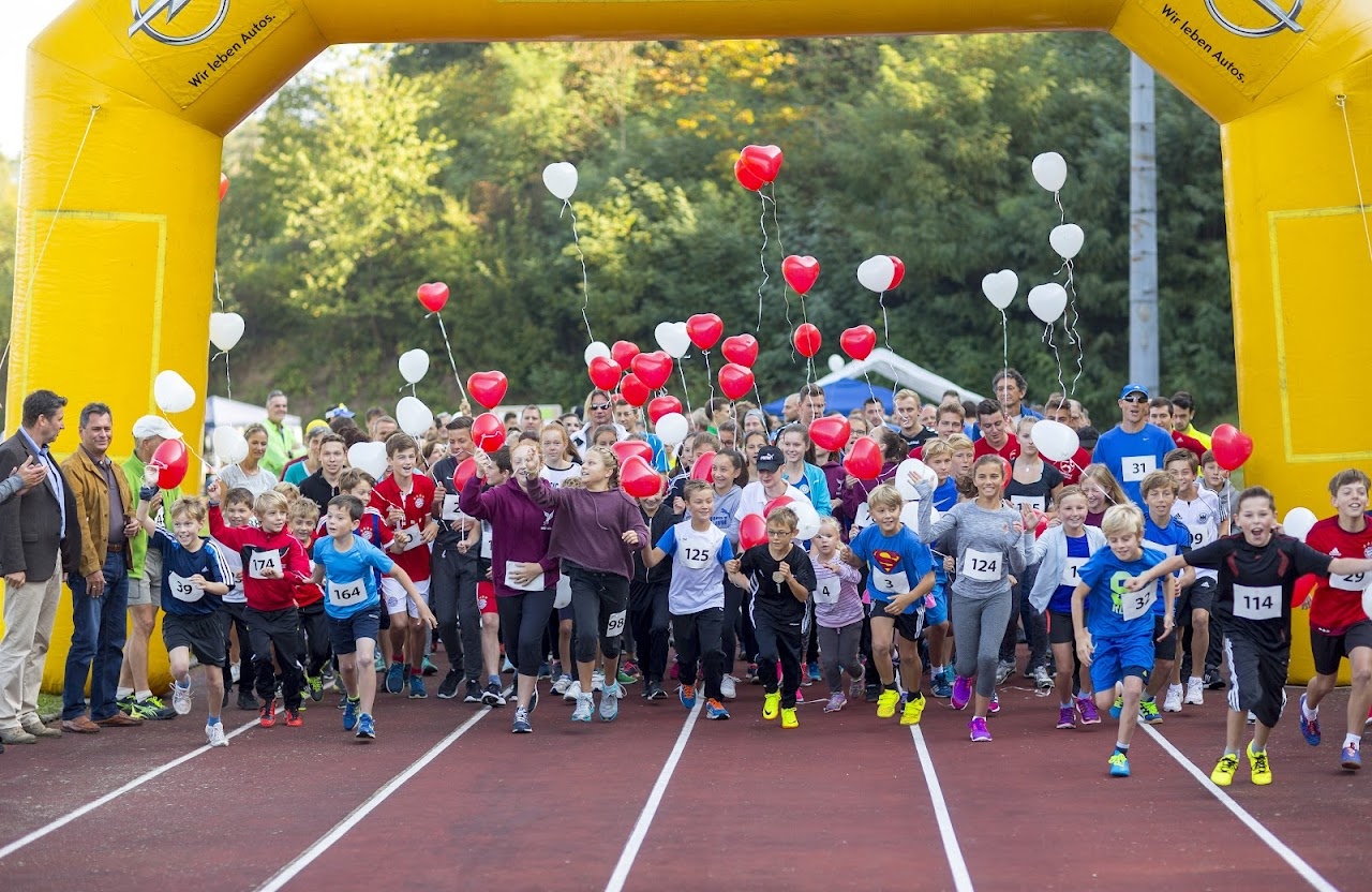 Bild vom 9. Benefizlauf im Jahr 2016. Dies ist das 120. Bild.